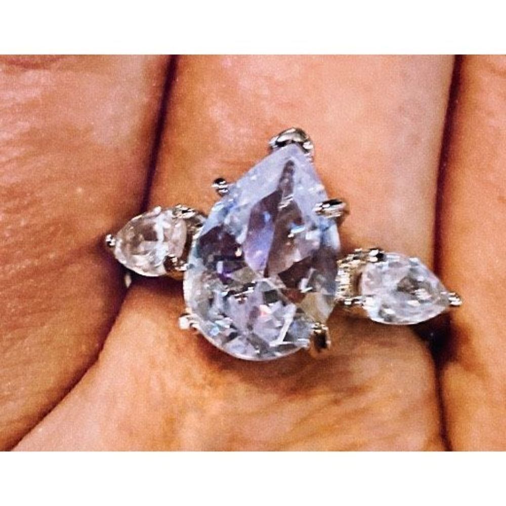 Beautiful Pear Stone Ring